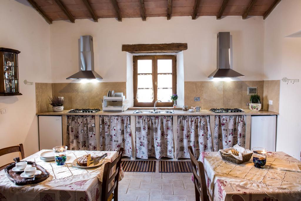 Agriturismo Grossola Кастильоне-д'Орчия Экстерьер фото