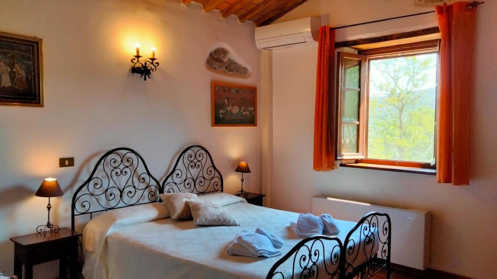 Agriturismo Grossola Кастильоне-д'Орчия Экстерьер фото